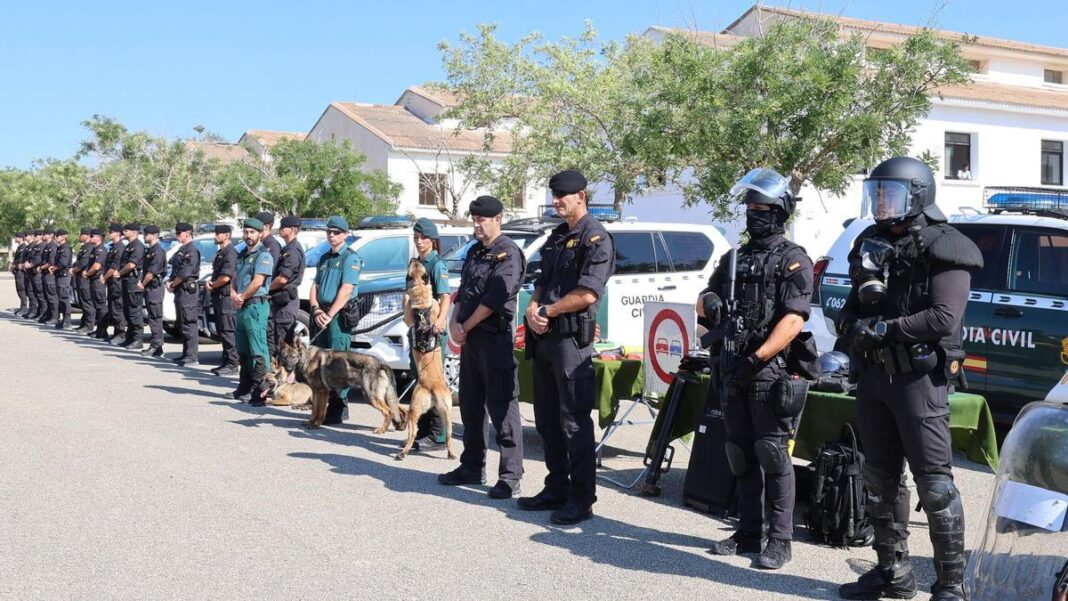 The Guardia Civil moves an elite unit to Formentera because of the pateras