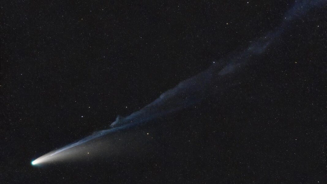 Comet Lemmon, as it passes by Cala d’Hort