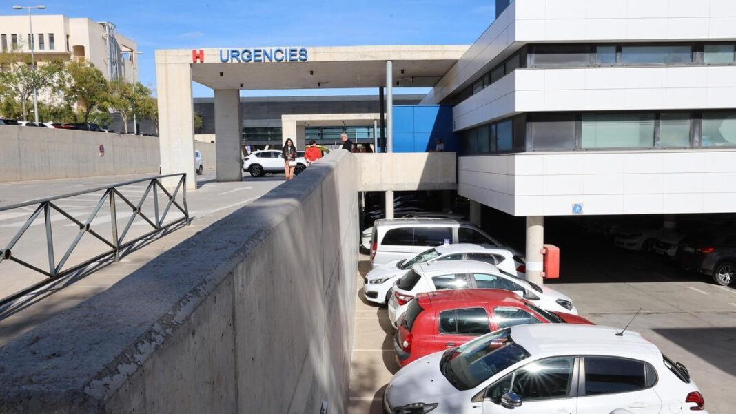 Security cameras reveal why the patient who died in Ibiza hospital fell into the void