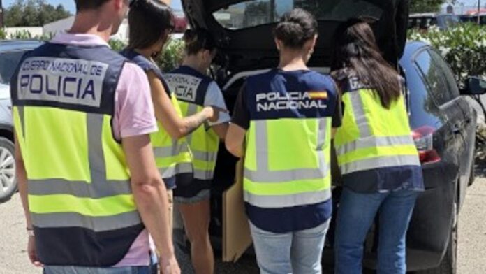 d0d3b06c-8cdd-485e-8b3c-232ae0d09e37_16-9-discover-aspect-ratio_default_0.jpg He robs six hotels in Ibiza in 48 hours and takes 38,000 euros and jewelry