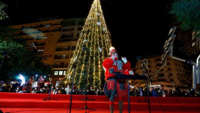 when are the Christmas lights on in Ibiza? All dates