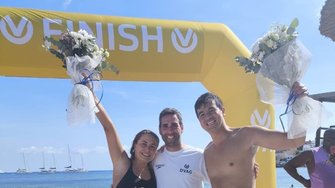 The feat of two swimmers in Ibiza reaches the Guinness Book of Records: “The high waves, the current and the dizziness took their toll on us”