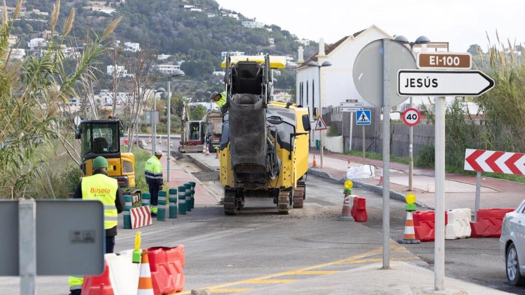 Roads of Ibiza: The Jesús crossing is in worse condition than expected and will remain closed for another two weeks due to construction work