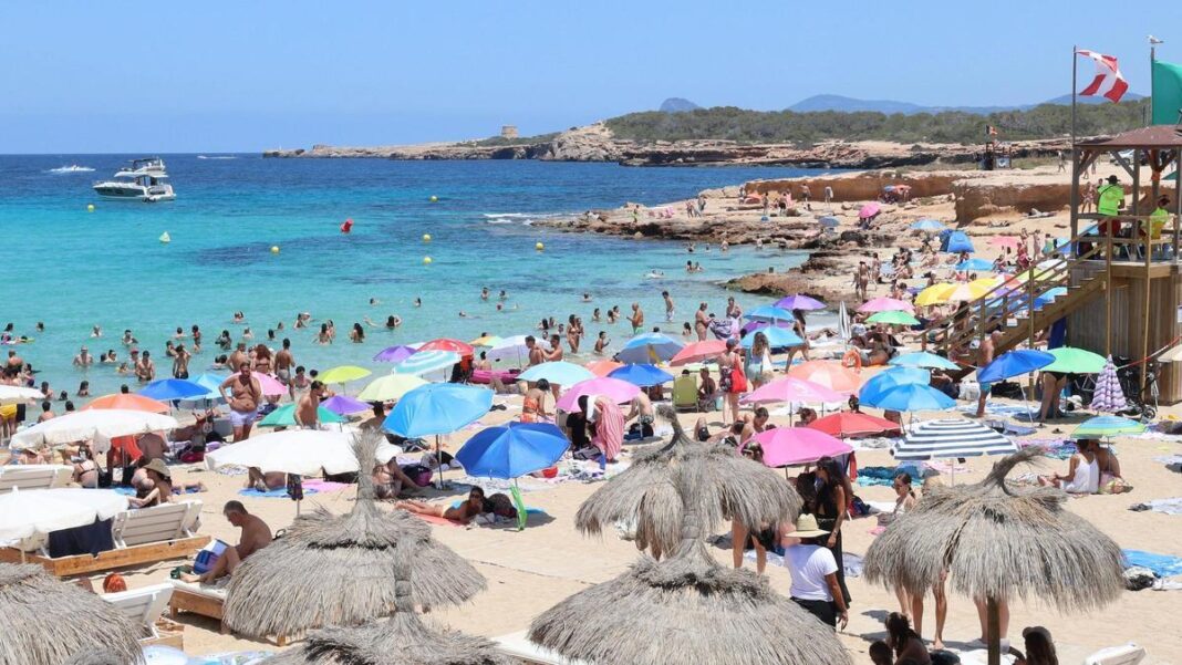 X-ray of Ibiza’s tourists: from which countries they come and when they like to travel