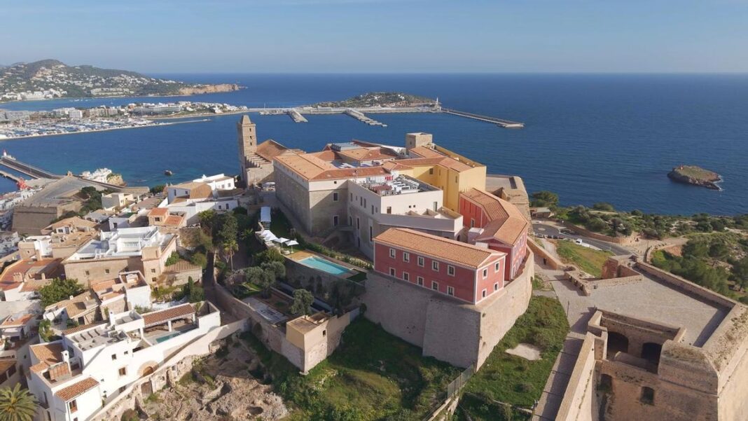 The Parador de Ibiza will be inaugurated on February 23rd and reservations will be available next Monday