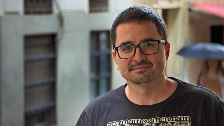 Journalist Jorge Dioni López, in Ibiza: “The main solution to the housing crisis is to make housing less profitable”