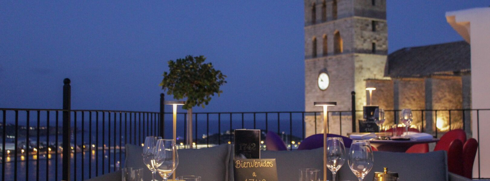 1742 restaurant