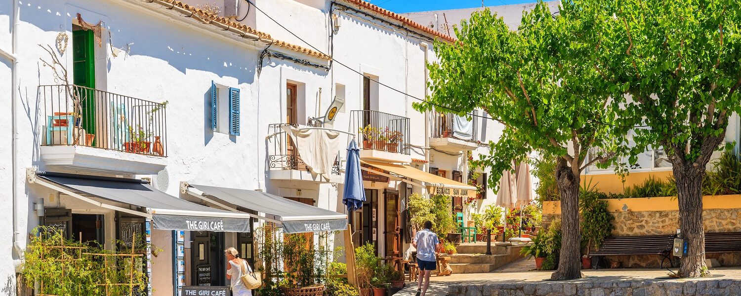 Family-friendly villages: Sant Joan.