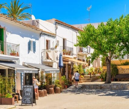 Sant Joan Launches Official WhatsApp Channel to Bring Municipal Updates Closer to Residents