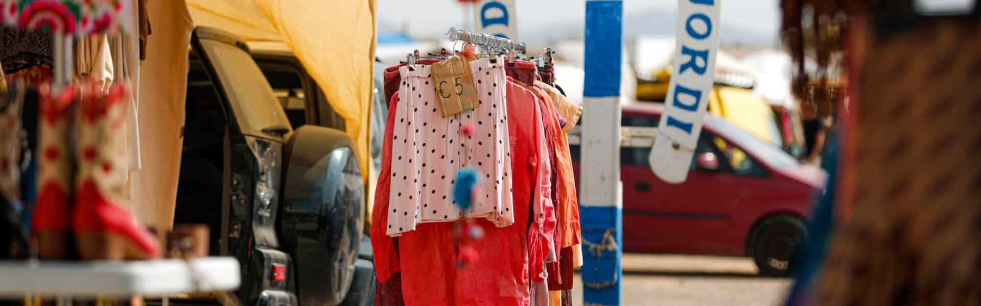 Sant Jordi Flea Market