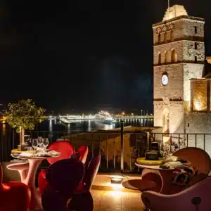 1742 by Nassau Group & Edwin Vinke