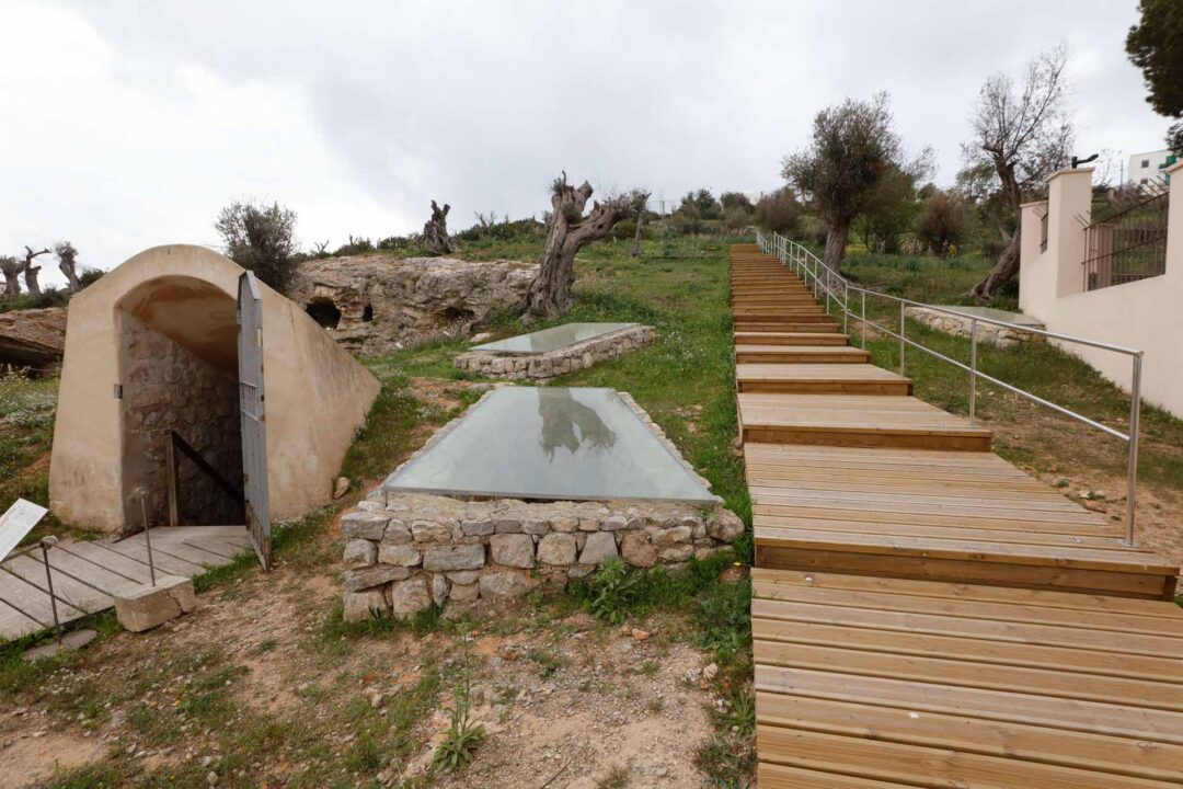 UNESCO World Heritage: Necrópolis of Puig d'es Molins