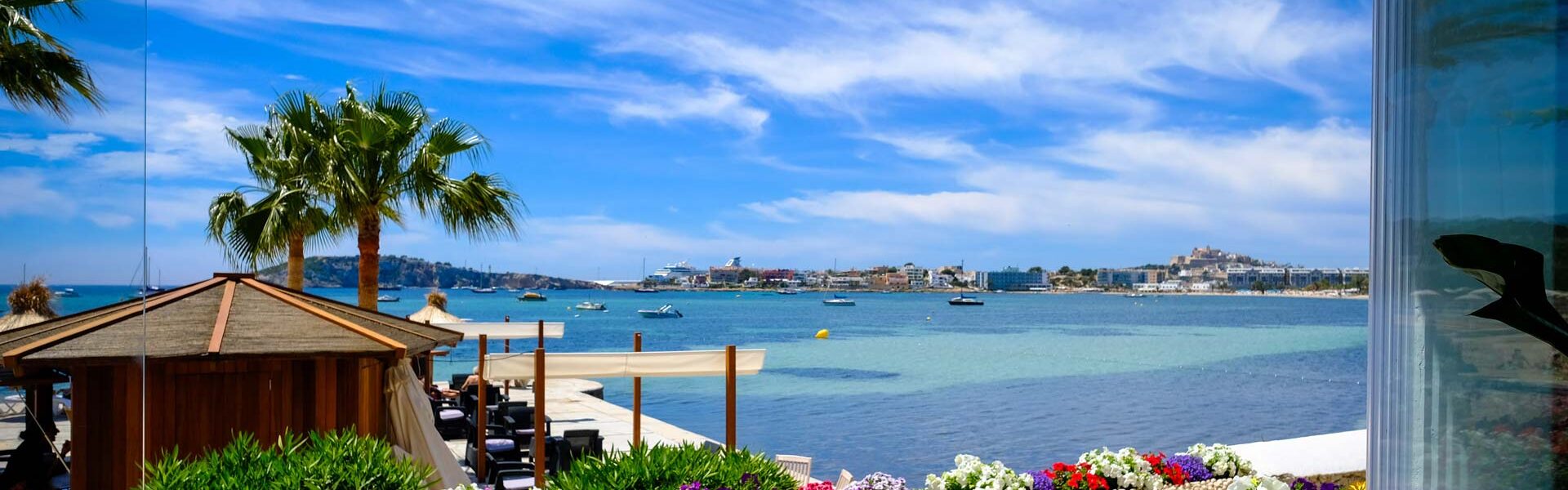 The restaurant at Hotel Ses Figueres has a spectacular terrace. Photo: Sergio G. Cañizares