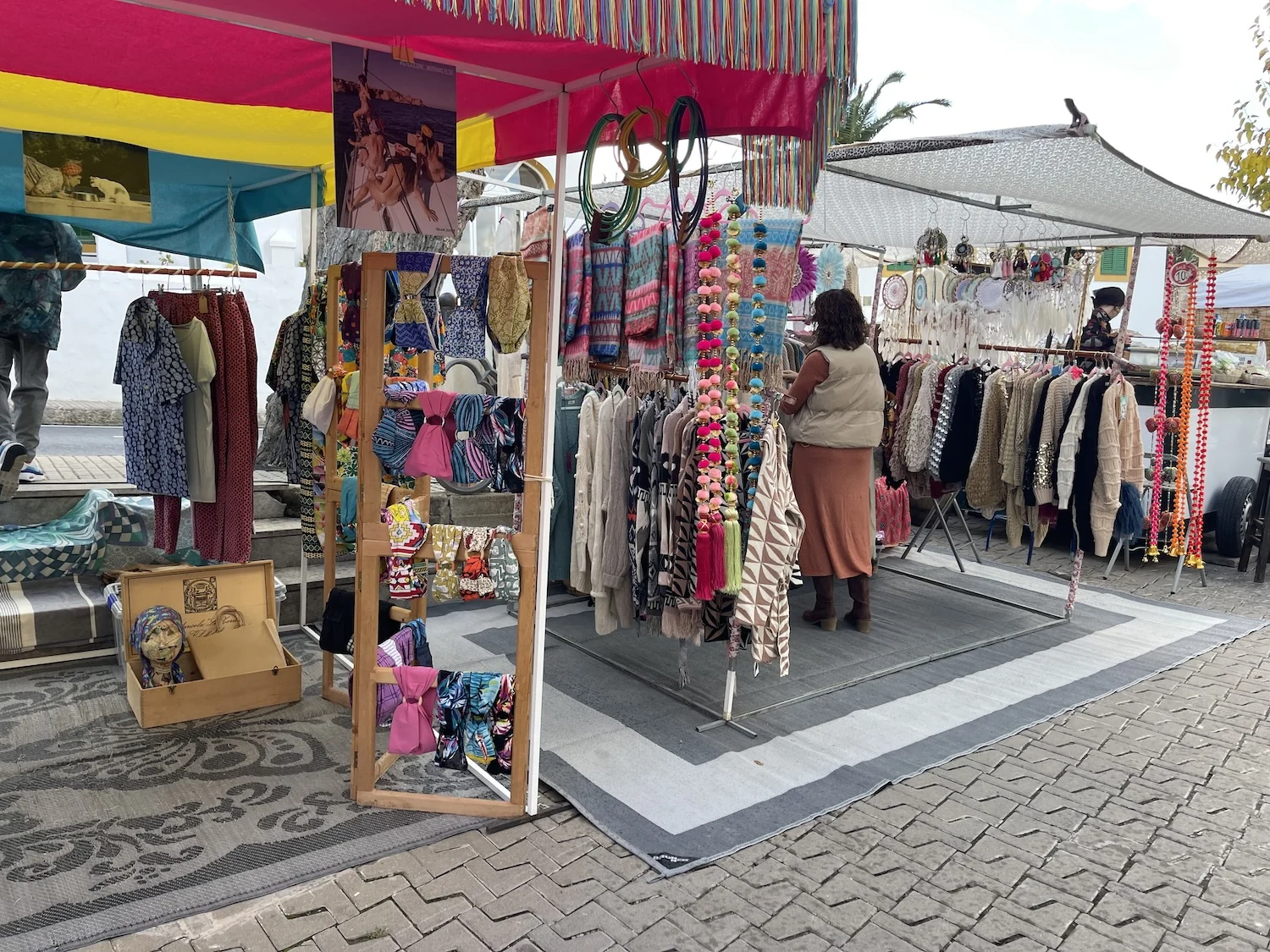 Sant Joan artisan market