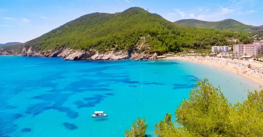 Cala de Sant Vicent is the ideal spot for a family holiday