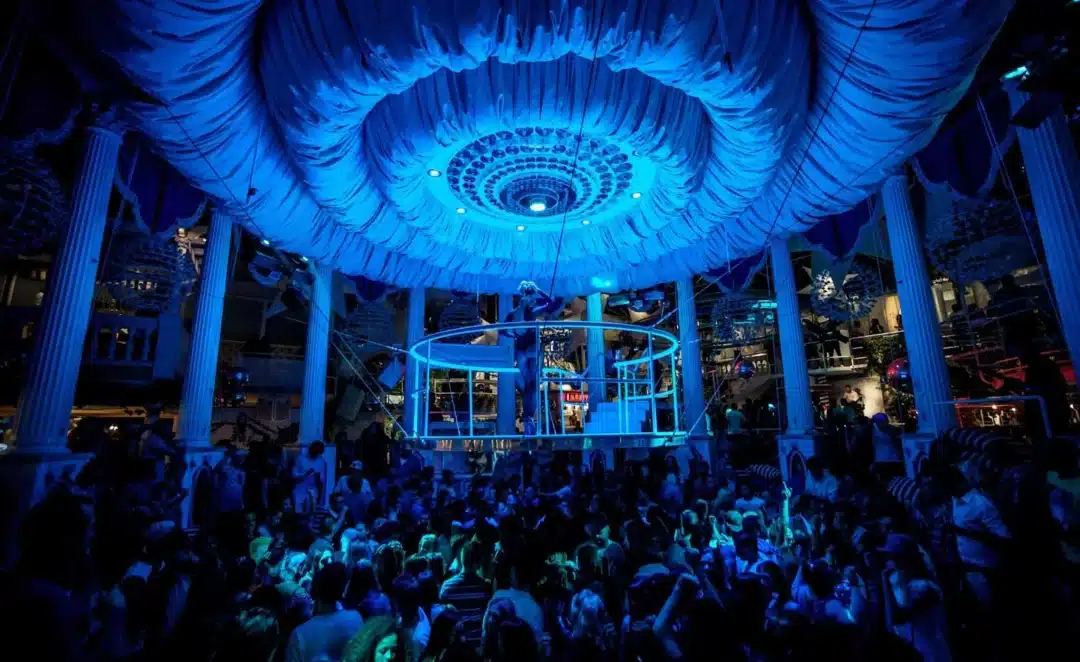 Es Paradis Opening Party 2026