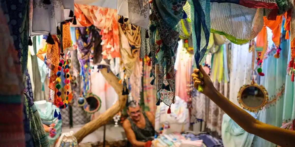 Las Dalias hippy market.