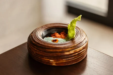 This is Etxeko Ibiza, the place where to enjoy a dine by the light of a Michelin Star and a Repsol Sol