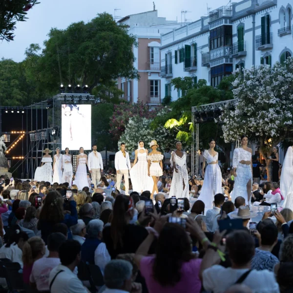 Adlib fashion show