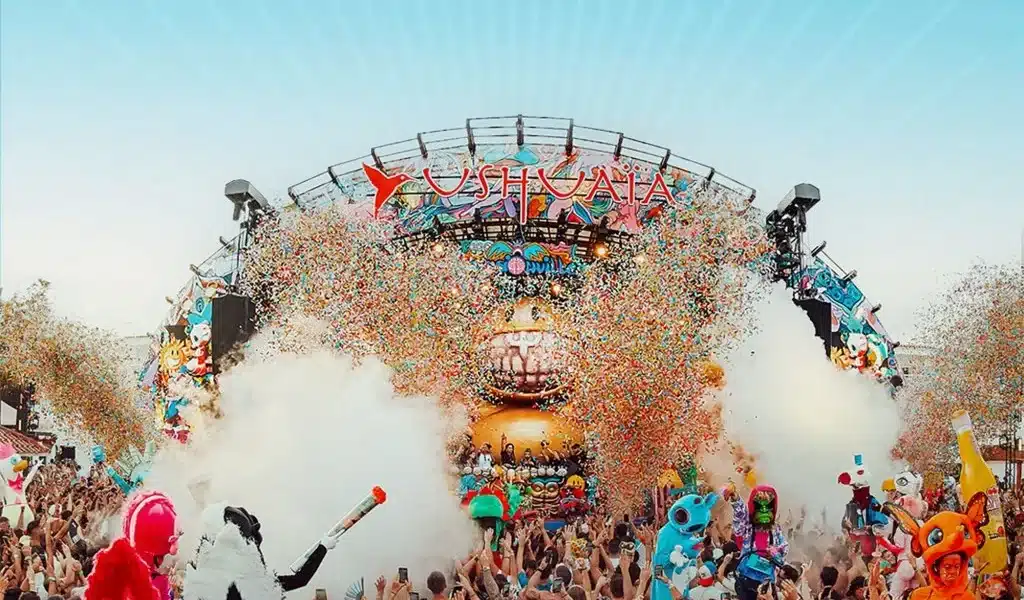 Elrow at UNVRS