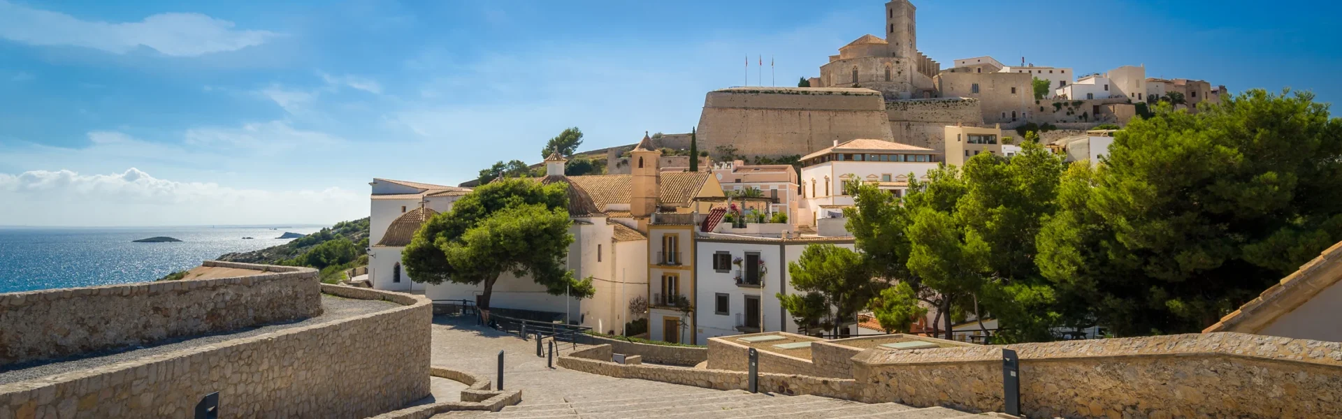 Unmissable experiences: Dalt Vila