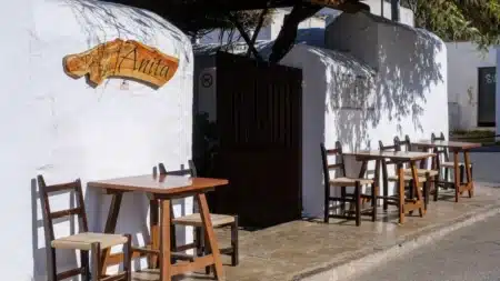 Bar anita Sant Carles Ibiza (1)