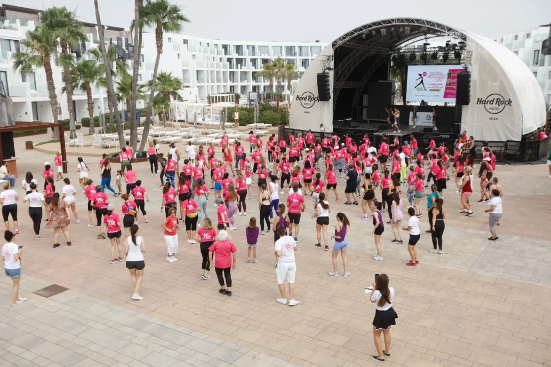 Zumba class at Hard Rock Hotel Ibiza - Global Wellness Day