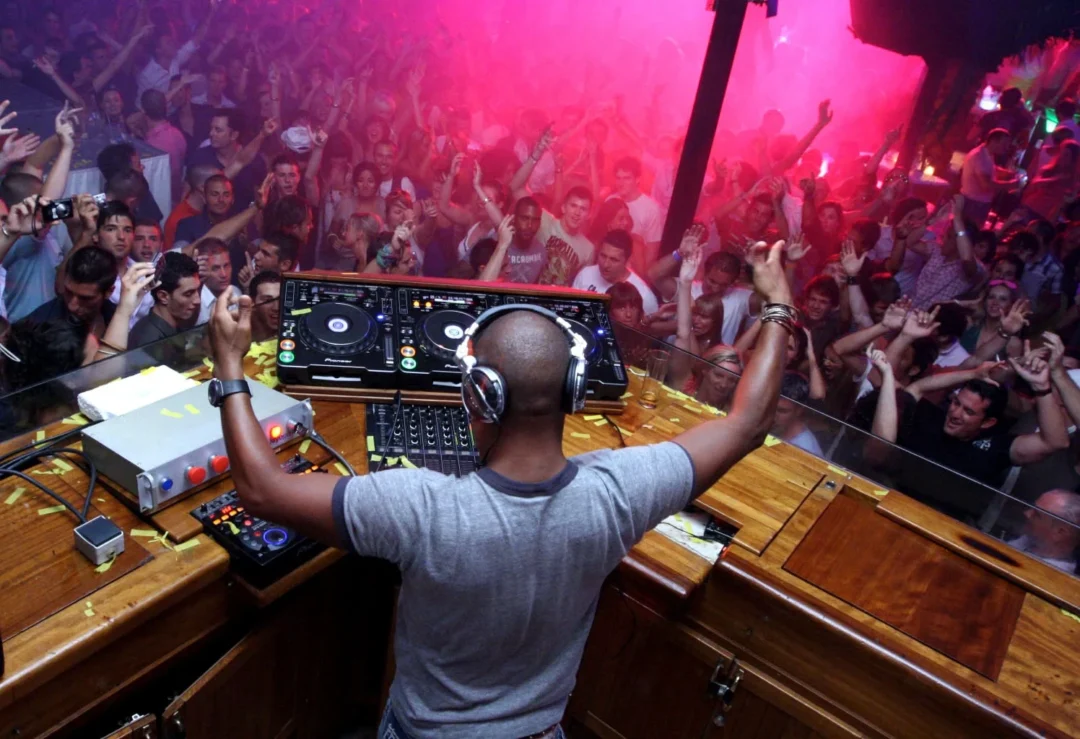 Erick Morillo was the DJ who made Prince William dance in Ibiza