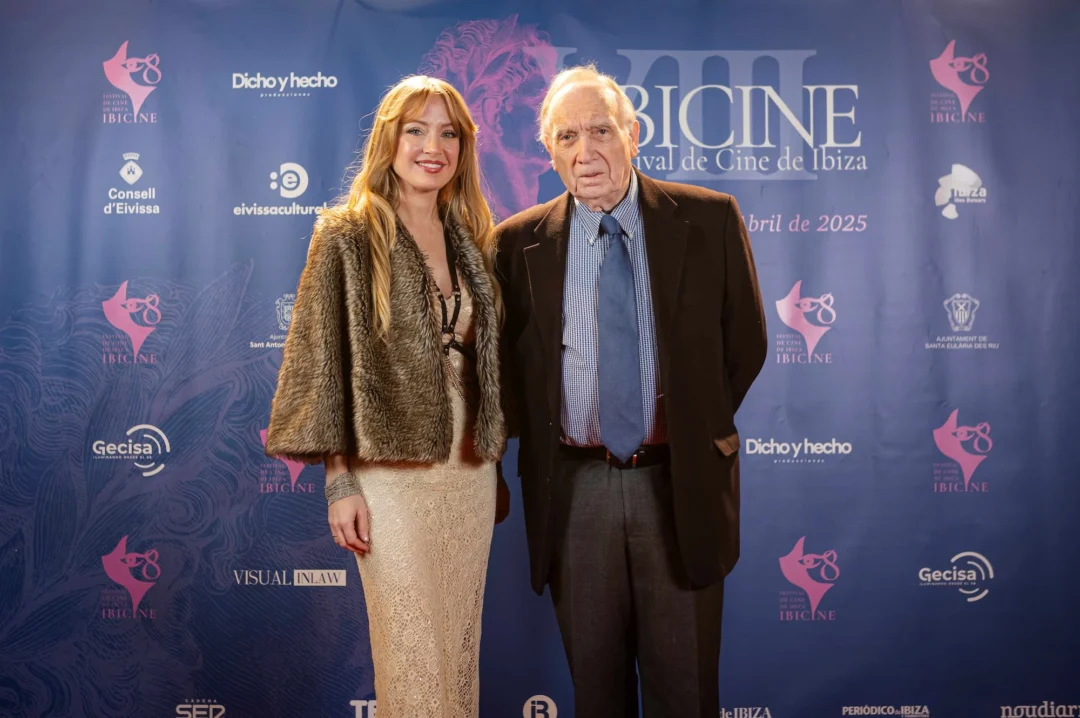 Helher Escribano and the president of the Film Academy, Fernando Méndez Leite / CINTIA SARRIA