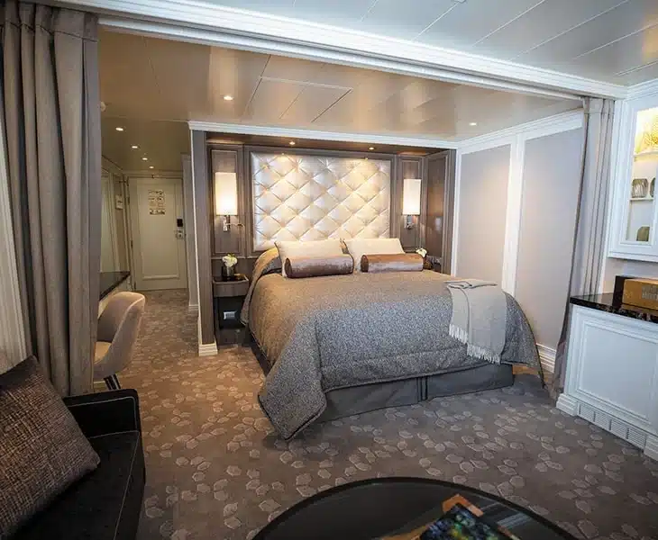 Seven seas splendor cruise