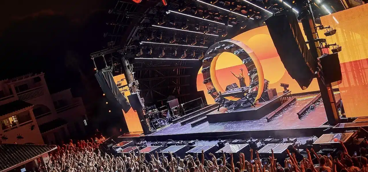 Armin Van Buuren at Ushuaïa Ibiza 4