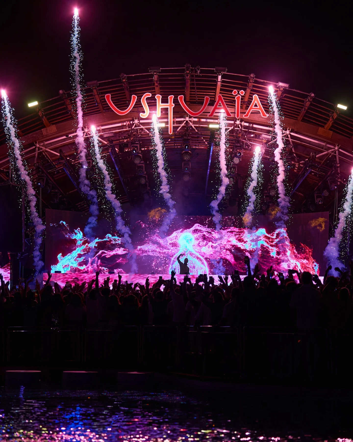 Is Calvin Harris hosting the most legendary and electrifying line-up of the year?