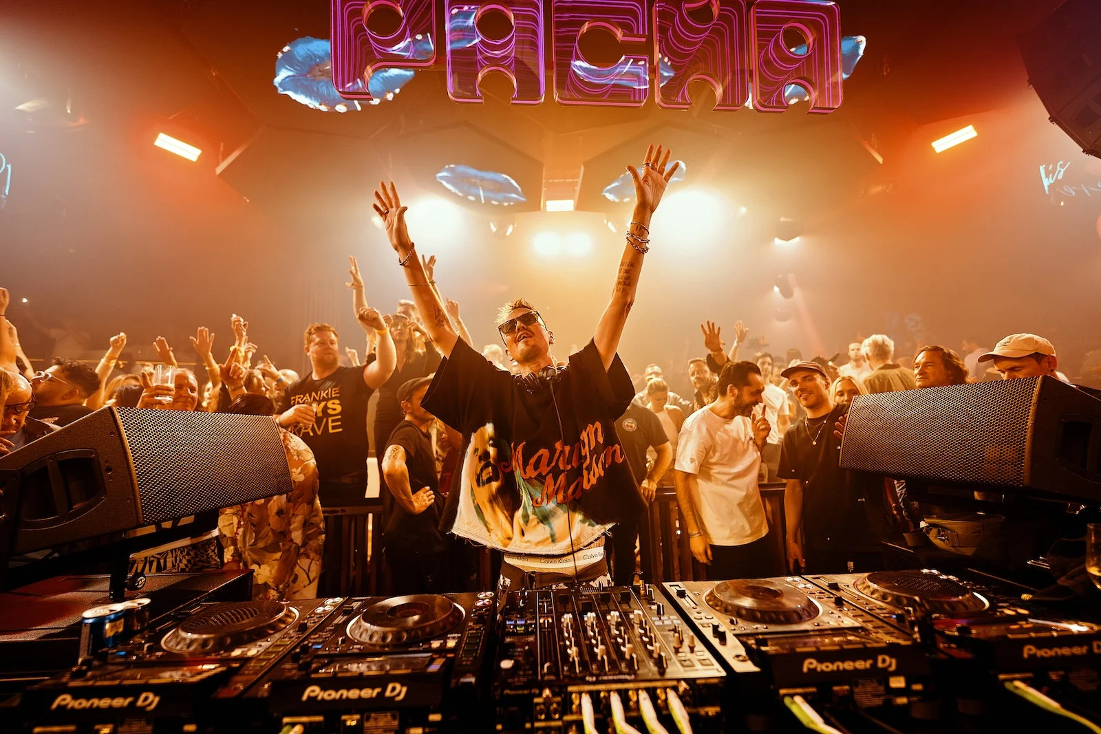 Pure Pacha at Pacha Ibiza with Robin Schulz (7)