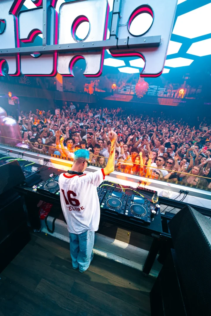 Pure Pacha at Pacha Ibiza with Robin Schulz (7)