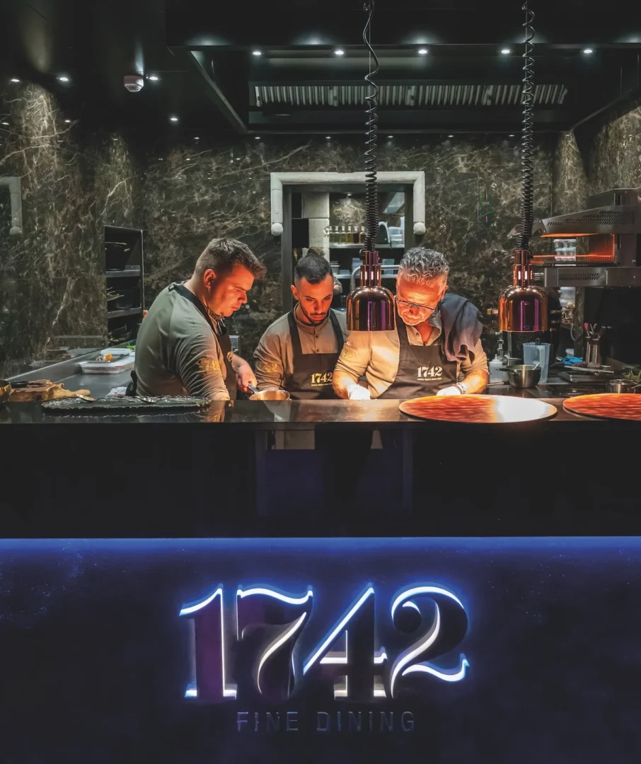 1742 restaurant