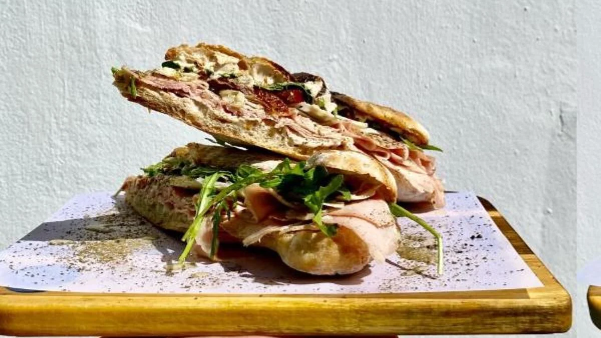 'Mar y tierra' sandwich from Can Gourmet