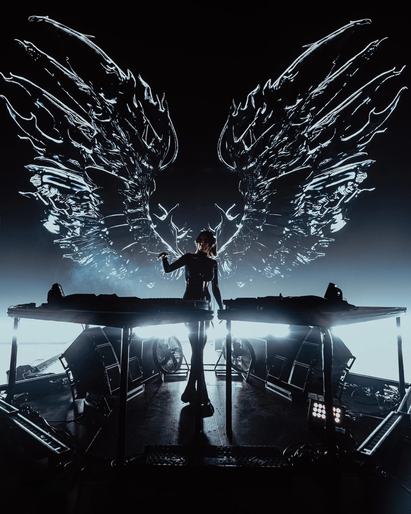 Sara Landry Eternalism at UNVRS Ibiza