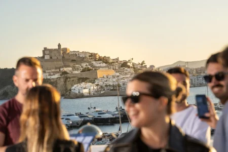 Limited spaces for this Sunset Wine Tasting in Ibiza – Are you in?
