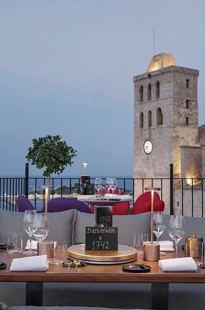 1742 Ibiza restaurant
