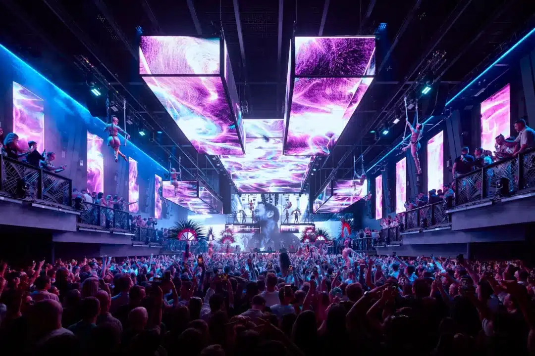 David Guetta Galactic Circus at UNVRS 4