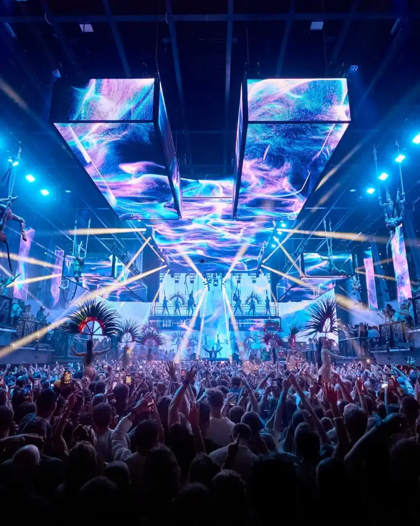 David Guetta Galactic Circus at UNVRS 4