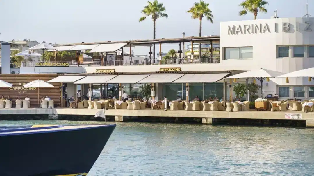 Cappuccino in Marina Ibiza