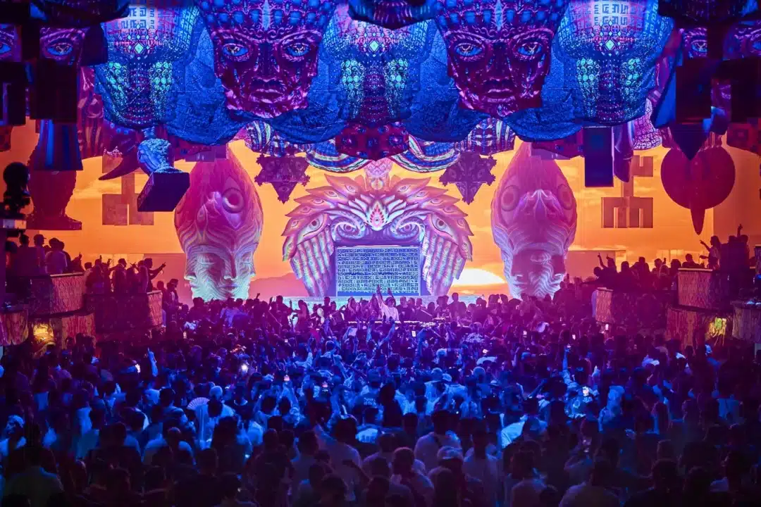 Elrow at UNVRS 2025