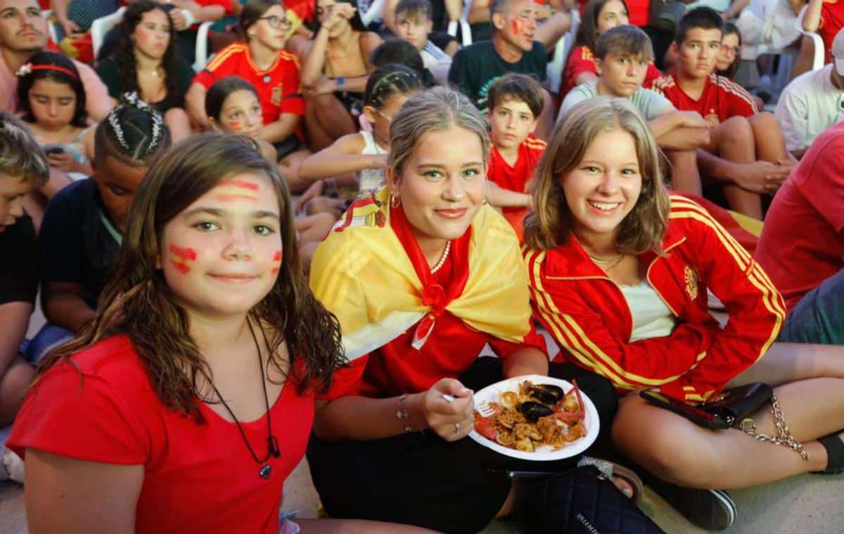 Delirium of joy in Ibiza with the achievement of the European Championship
