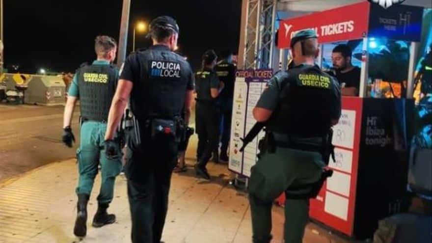 3 arrested in police operation against the sale of drugs on Ibiza