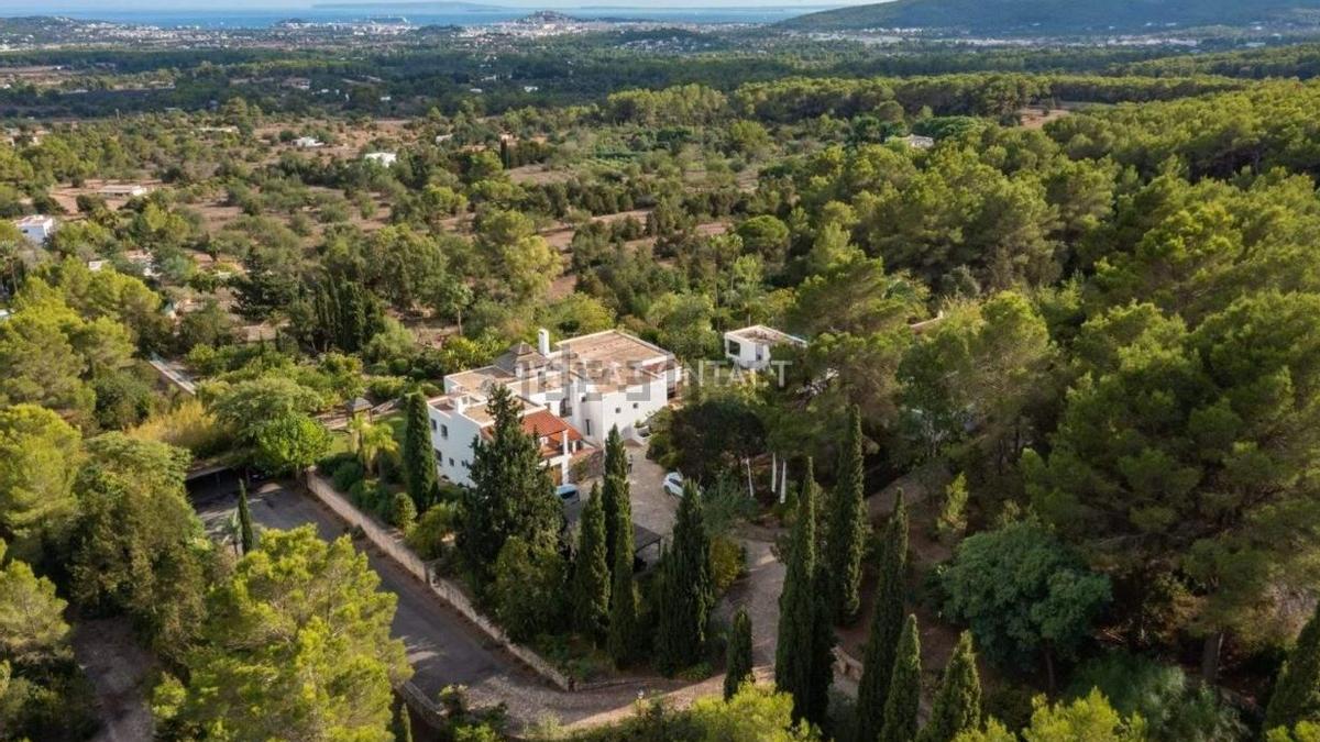 Vista aérea de la villa.