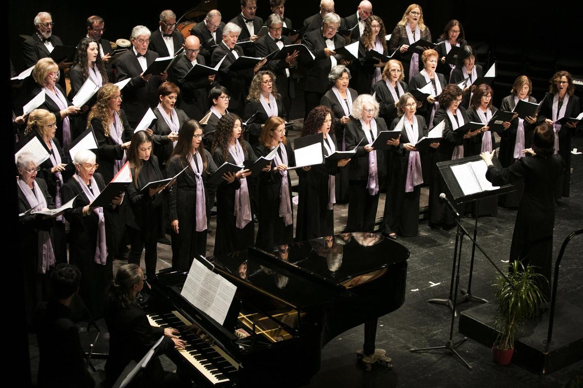 El cor Ciutat d'Eivissa celebra este domingo su 30 aniversario
