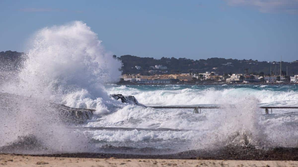 The Aemet activates the alert for the arrival of hurricane Kirk: this is how it will pass through Ibiza