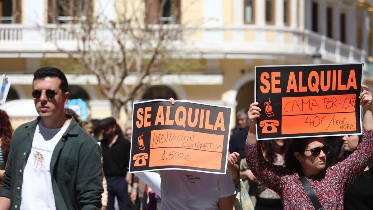 30% of residents are considering leaving Ibiza due to lack of access to decent housing