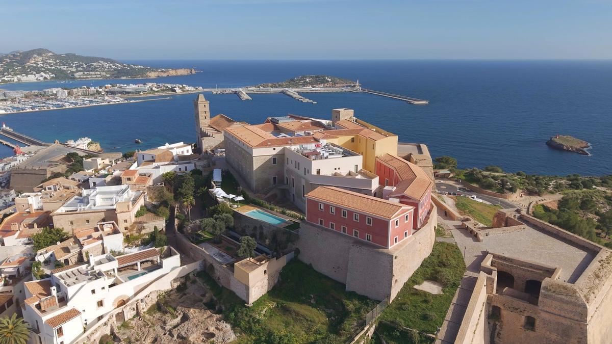 The Parador de Ibiza will be inaugurated on February 23rd and reservations will be available next Monday